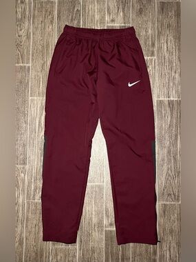 Nike Dri Fit Track Pants Mens Medium Purple Maroon Athletic Training AJ3373-670